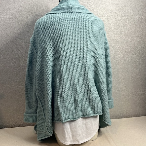 Umgee USA Oversized Knit Cardigan in Soft Mint - Size L - Picture 4 of 5